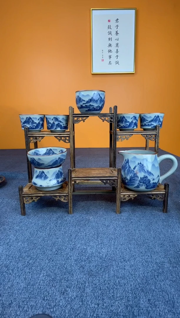 万*釉里红七件套【不要盖碗】