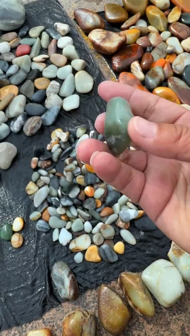 未镶嵌戒指和田玉（糖玉）和田玉