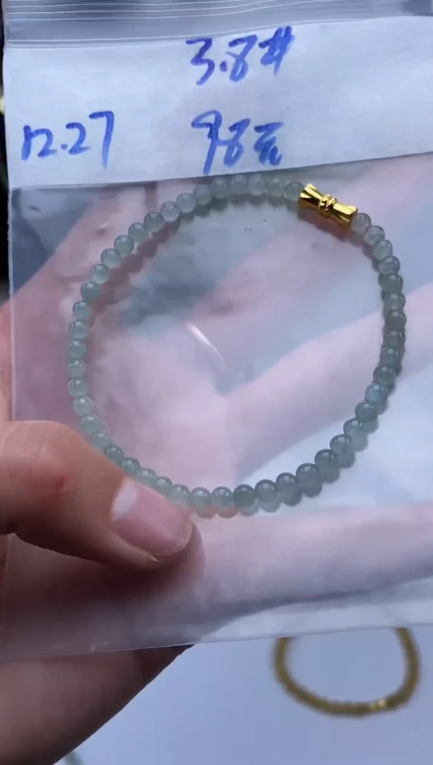 颈饰未镶嵌翡翠天然翡翠珠子