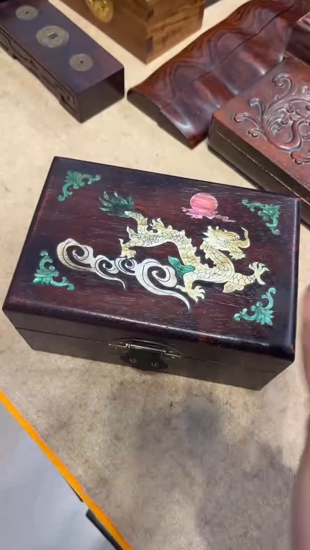 【闪购商品】贡木五爪金龙螺钿小首饰盒