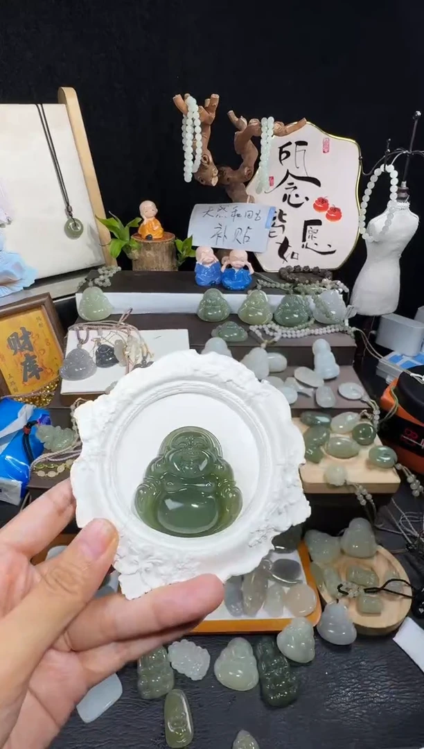 颈饰未镶嵌和田玉缘****️46高冰佛公