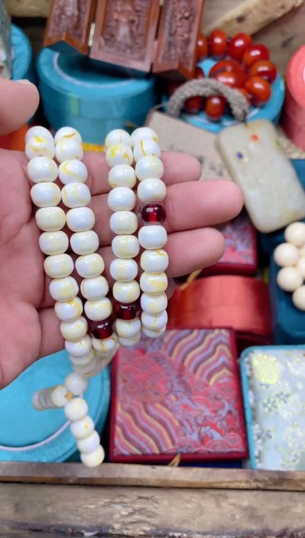 【闪购商品】蜜蜡手链未镶嵌点击链接下单即可