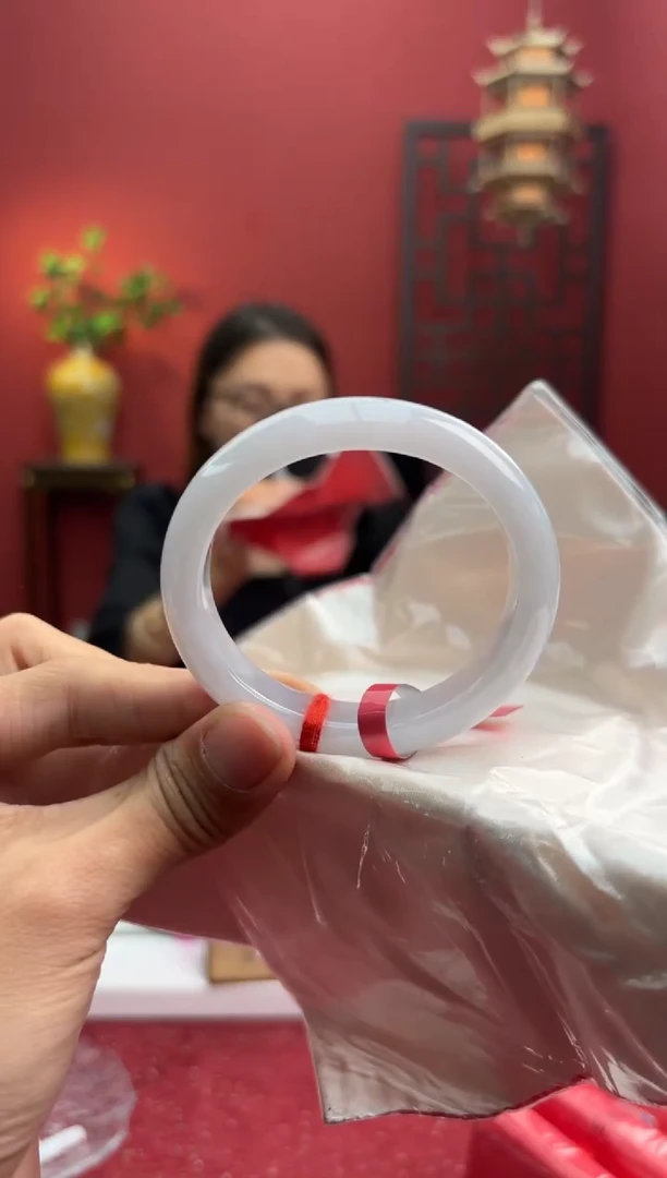 未镶嵌手镯（贵妃镯）翡翠翡翠手镯3