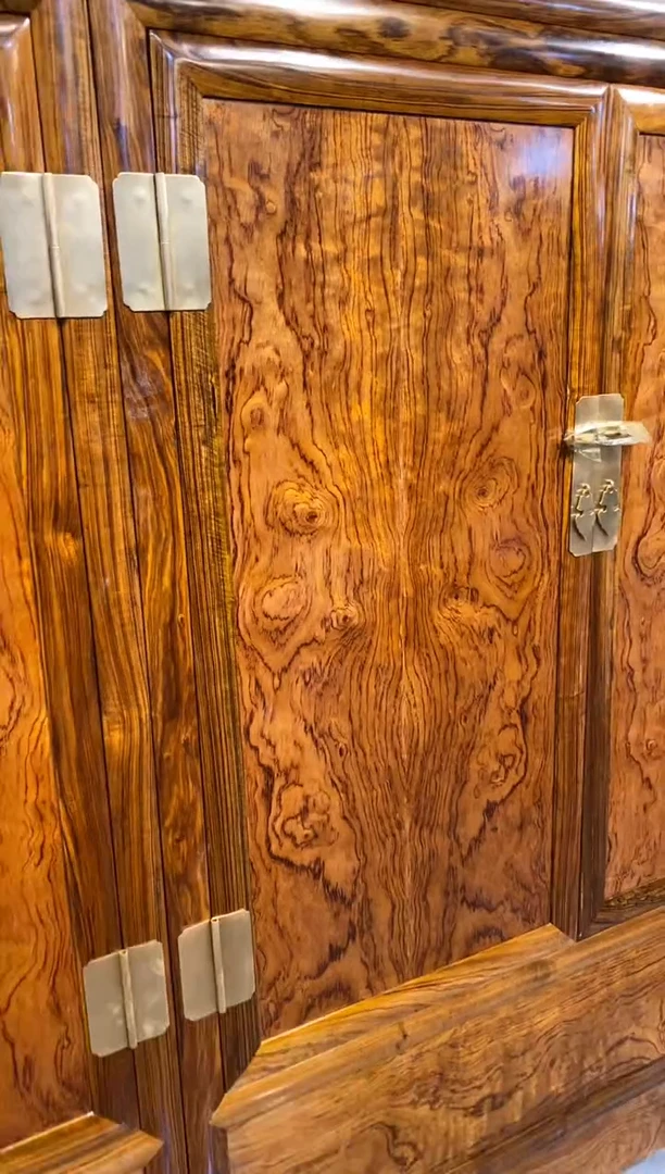 花梨木类乐***留顶箱柜