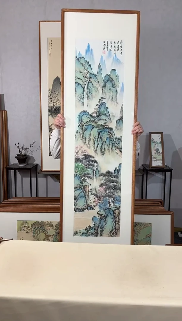 国画手绘*水绕千寻无倦意*52*172cm带框发货