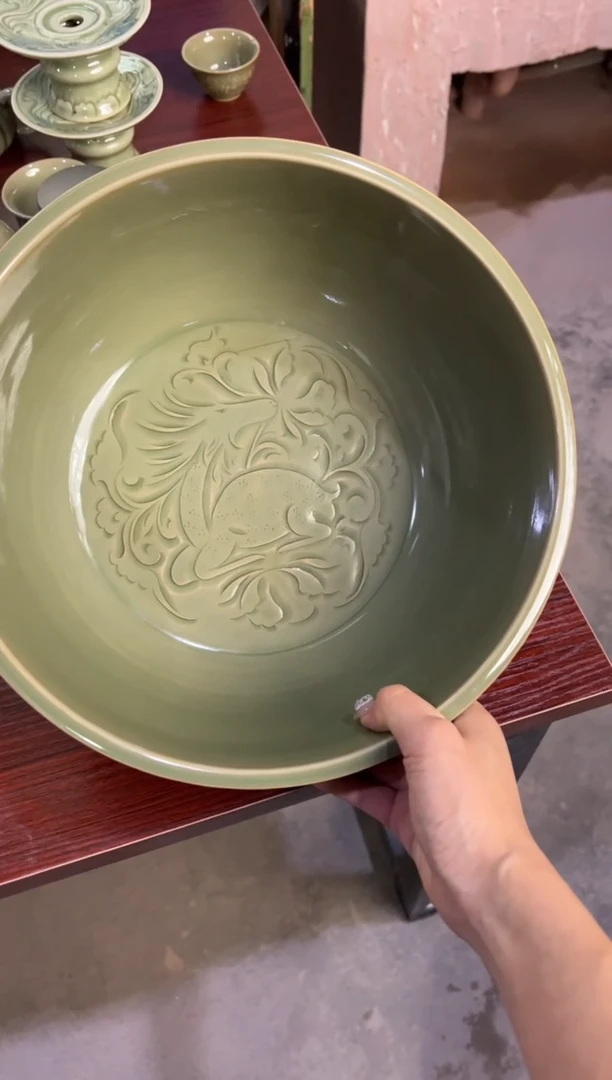 耀州窑灵芝卧鹿大面盆（聚宝盆）