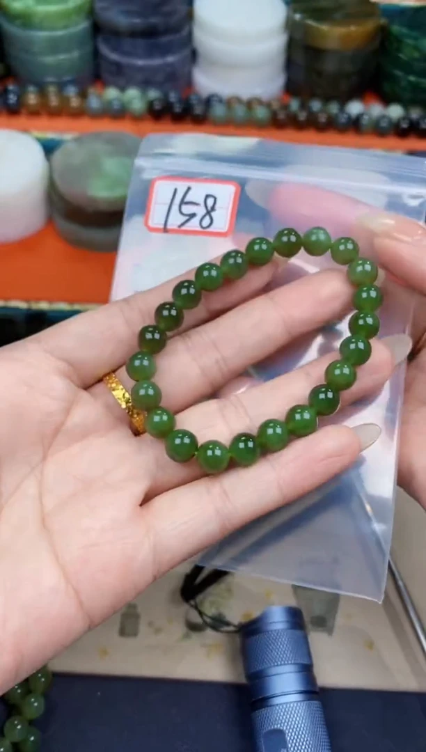 和田玉未镶嵌颈饰和田玉