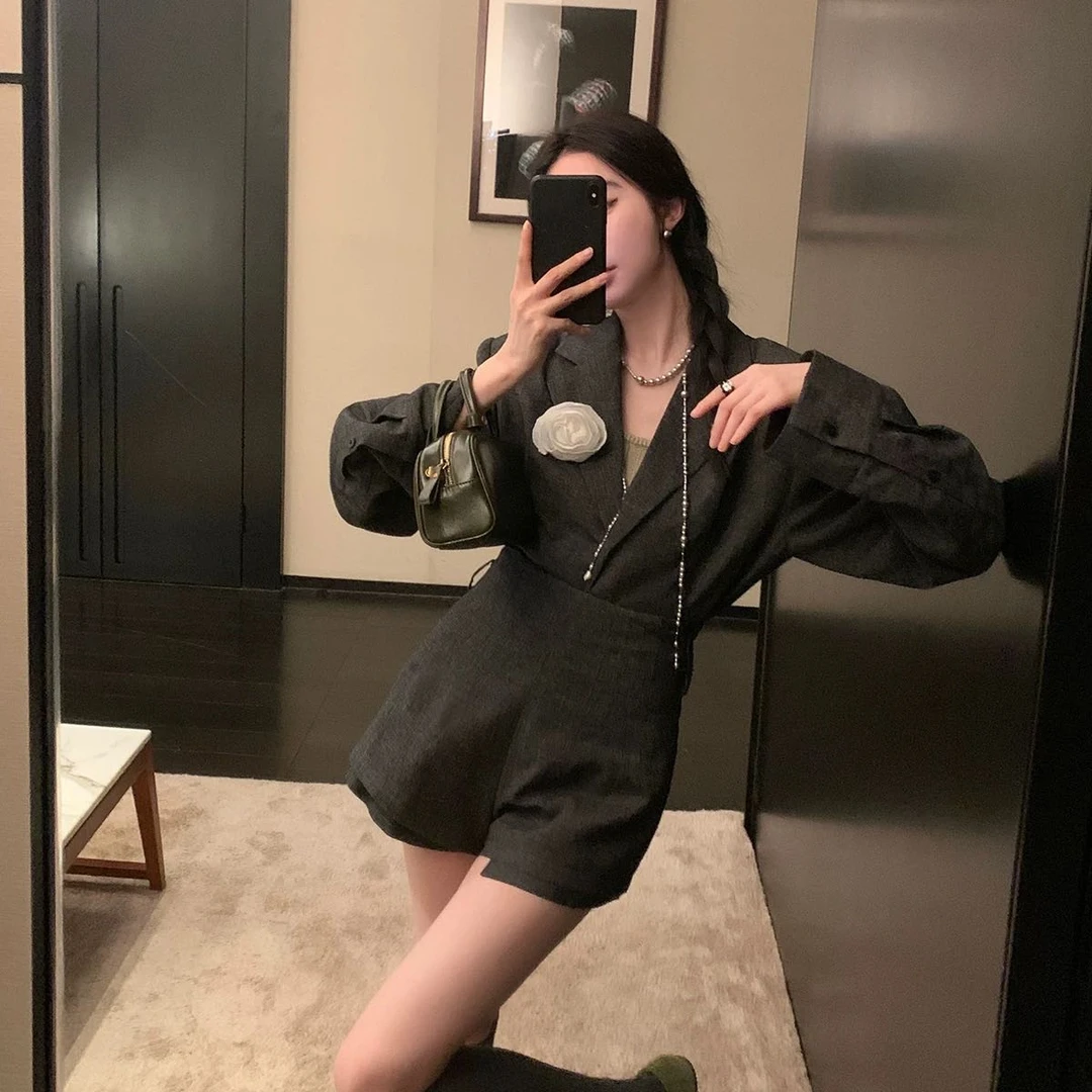 2025春季新款时尚套装气质显瘦洋气休闲百搭长袖上衣宽松短裤套装
