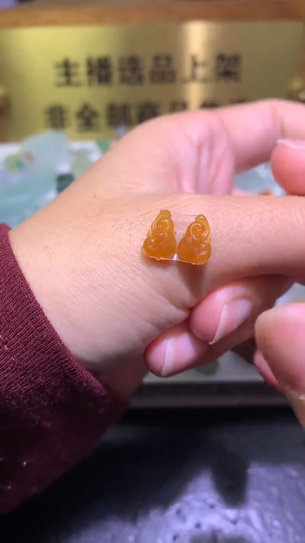 未镶嵌定制翡翠毛货