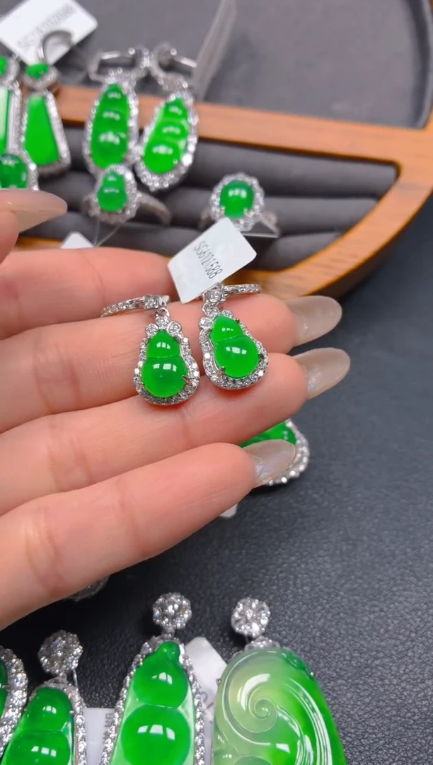 吊坠(不含链)银S925镶嵌翡翠1