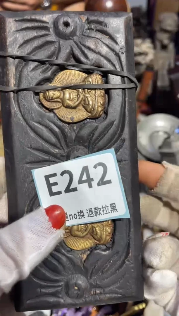 瓷片蛤**子表姐直播所见所得