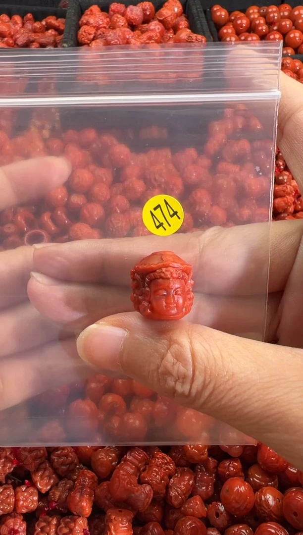 颈饰未镶嵌南红玛瑙1