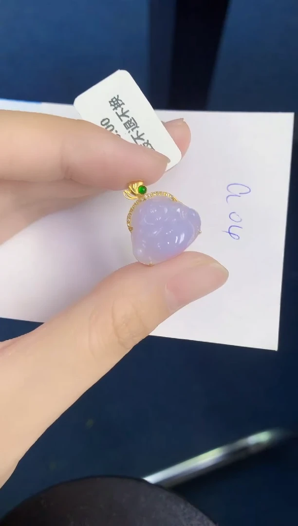 翡翠18K金镶嵌颈饰天然缅甸翡翠A货