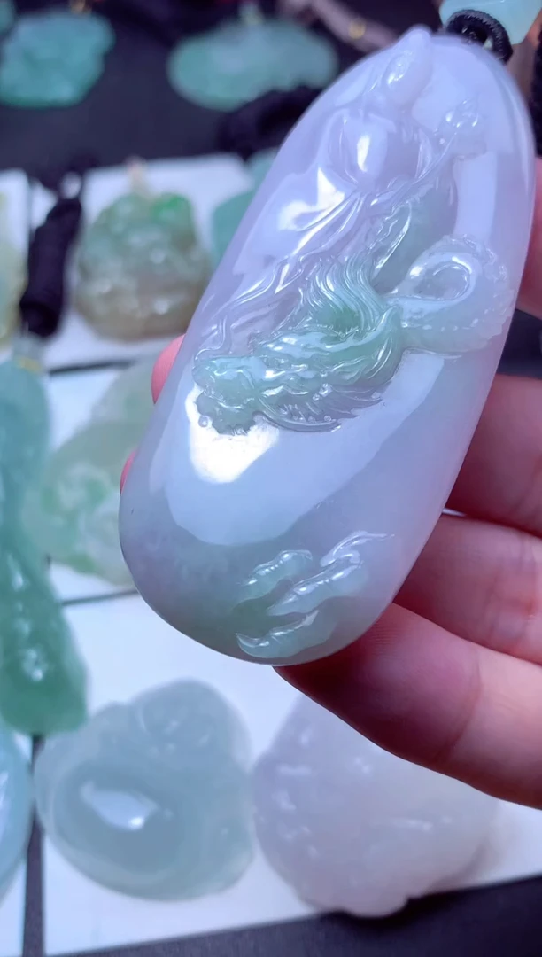颈饰未镶嵌翡翠天然A货翡翠