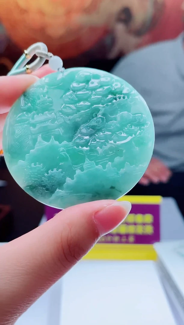 颈饰未镶嵌翡翠翡翠多样性发其一