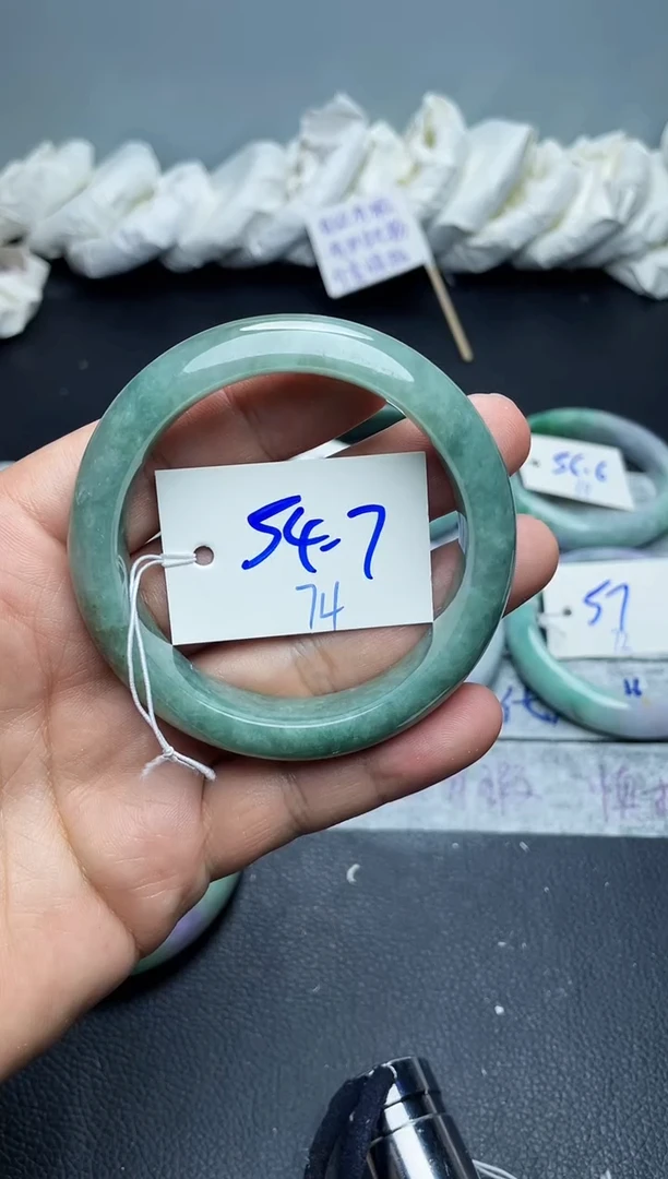 未镶嵌手镯翡翠74