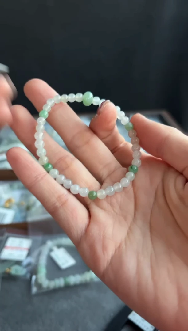 颈饰未镶嵌翡翠5757买断