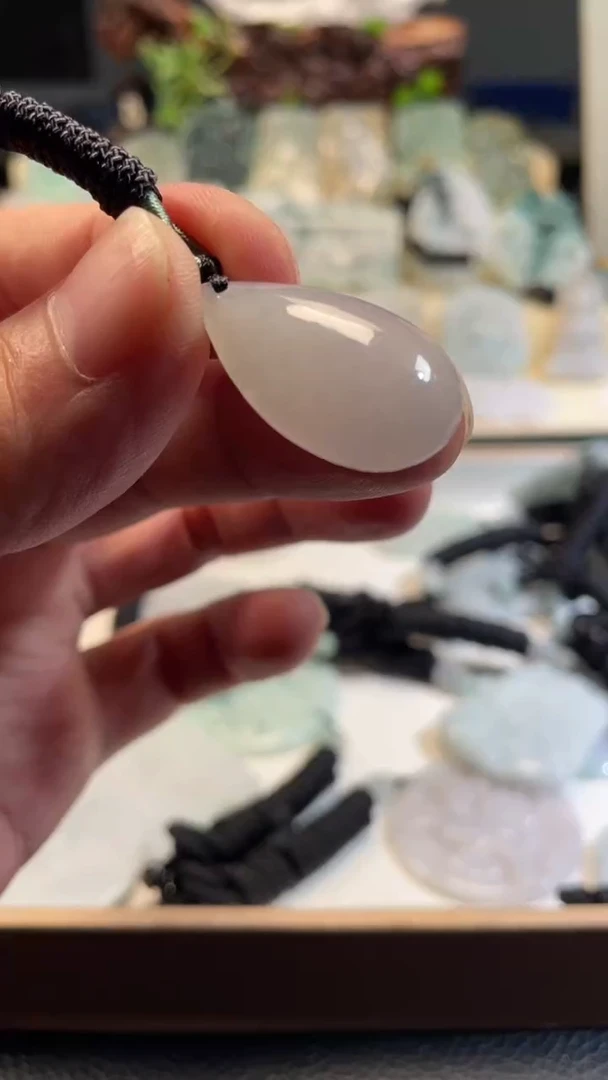 颈饰未镶嵌翡翠11/10/056