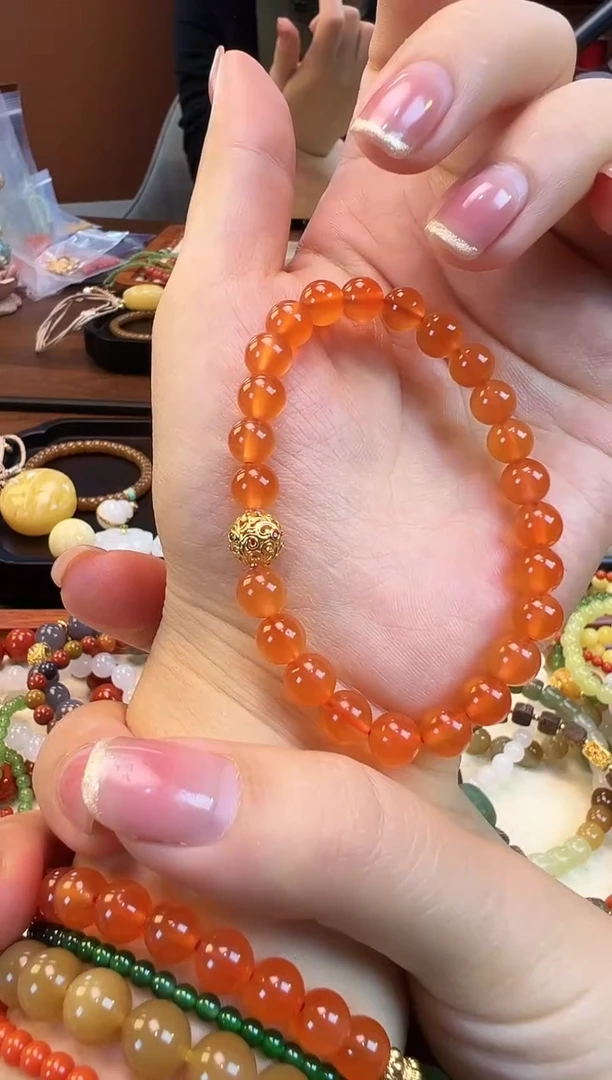 18K金镶嵌手串南红玛瑙冰红7mm