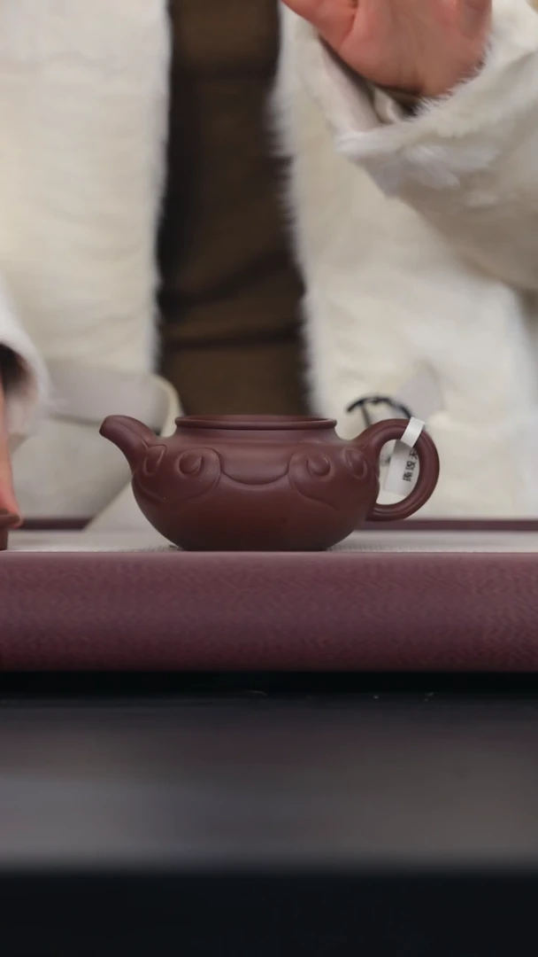 【闪购商品】紫砂茶壶紫泥 如意仿古 280cc