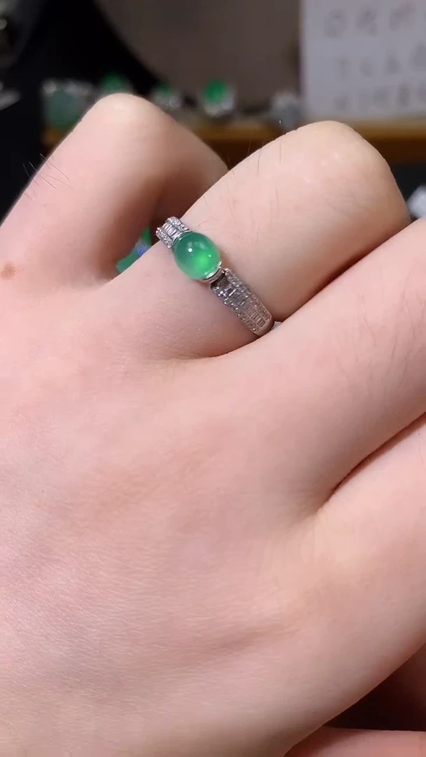 翡翠18K金镶嵌吊坠(不含链)戒指