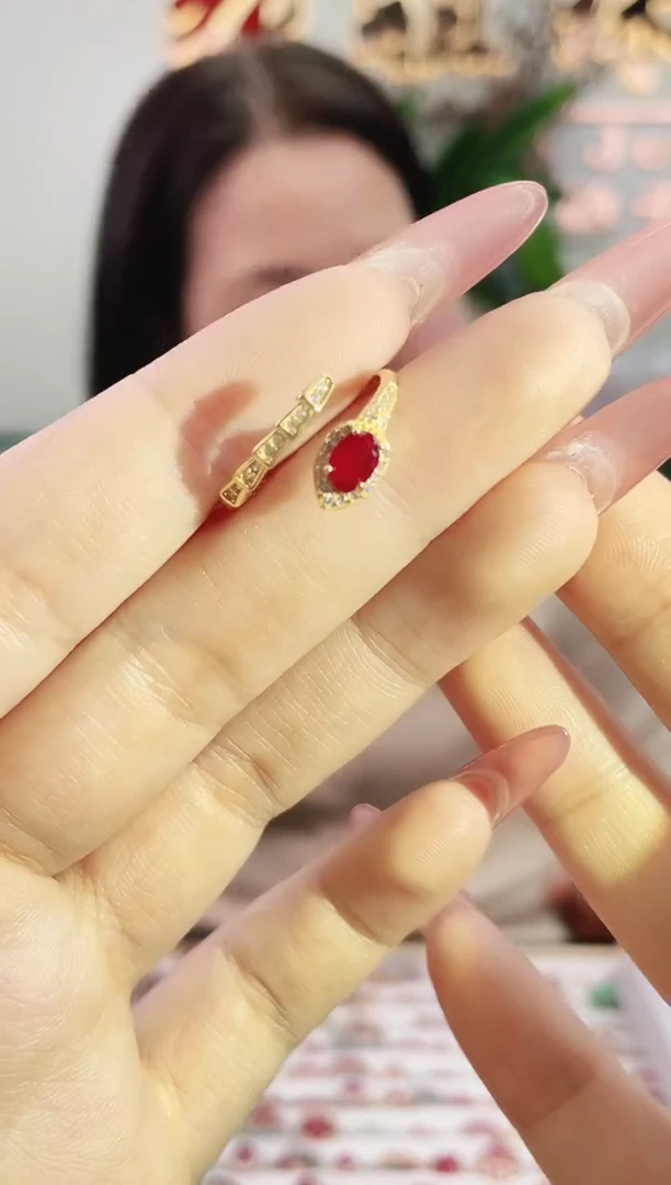 银S925镶嵌戒指红宝石无证书