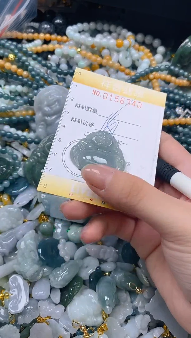 翡翠未镶嵌颈饰闪购0156340多样性发其一