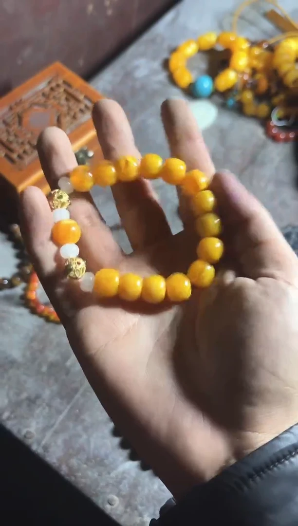 【闪购商品】蜜蜡手链未镶嵌【闪购商品闪购商品】