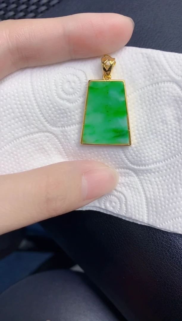 颈饰未镶嵌翡翠天然翡翠缅甸A货