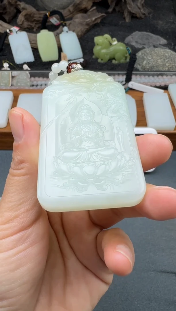 颈饰未镶嵌和田玉2