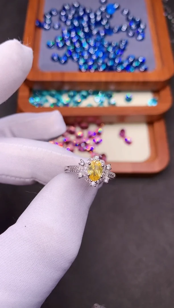 彩色蓝宝石戒指银S925镶嵌·······