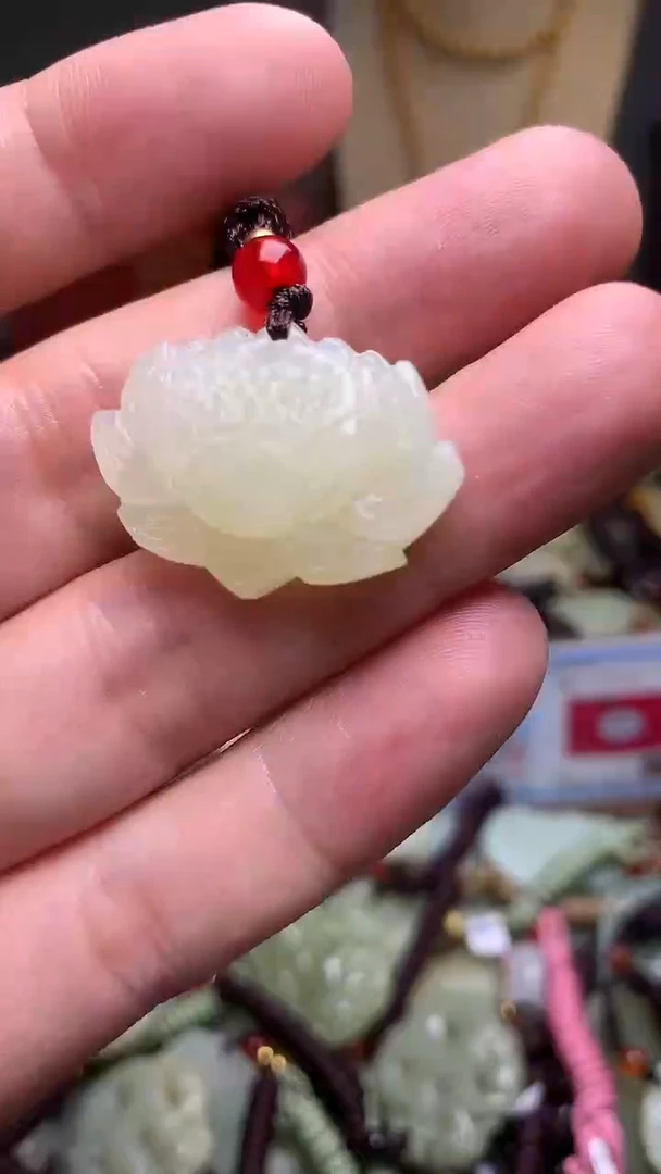 颈饰未镶嵌和田玉新疆料青海料清水和田玉吊坠