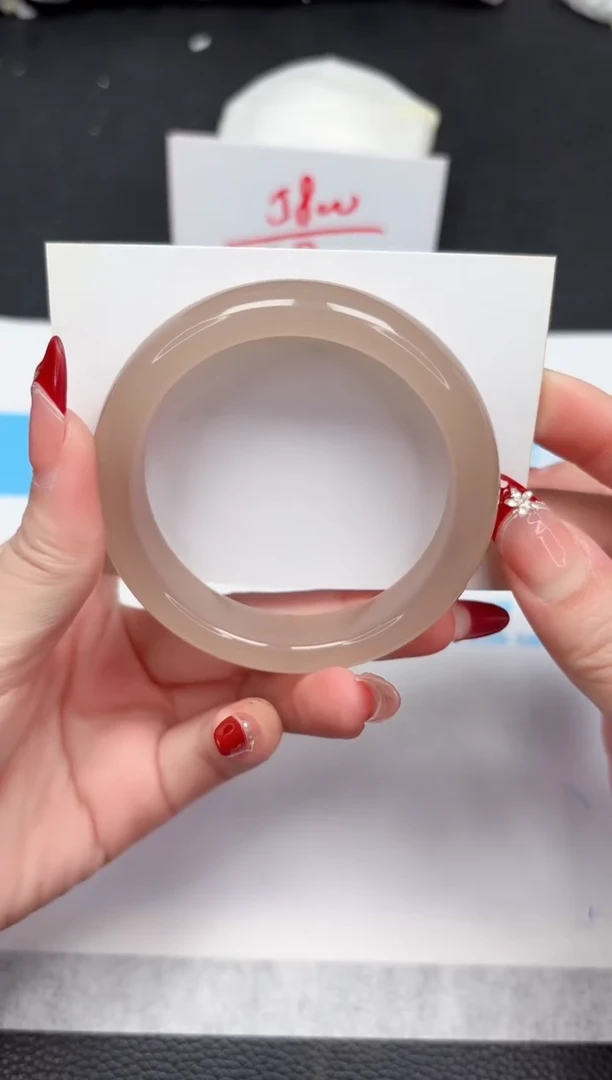 【闪购商品】石英质玉手镯未镶嵌131-57.4