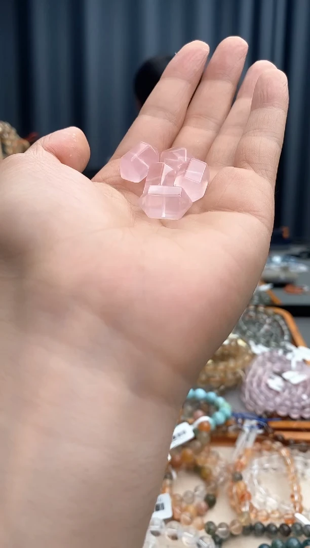 水晶手链未镶嵌坚**子粉水晶