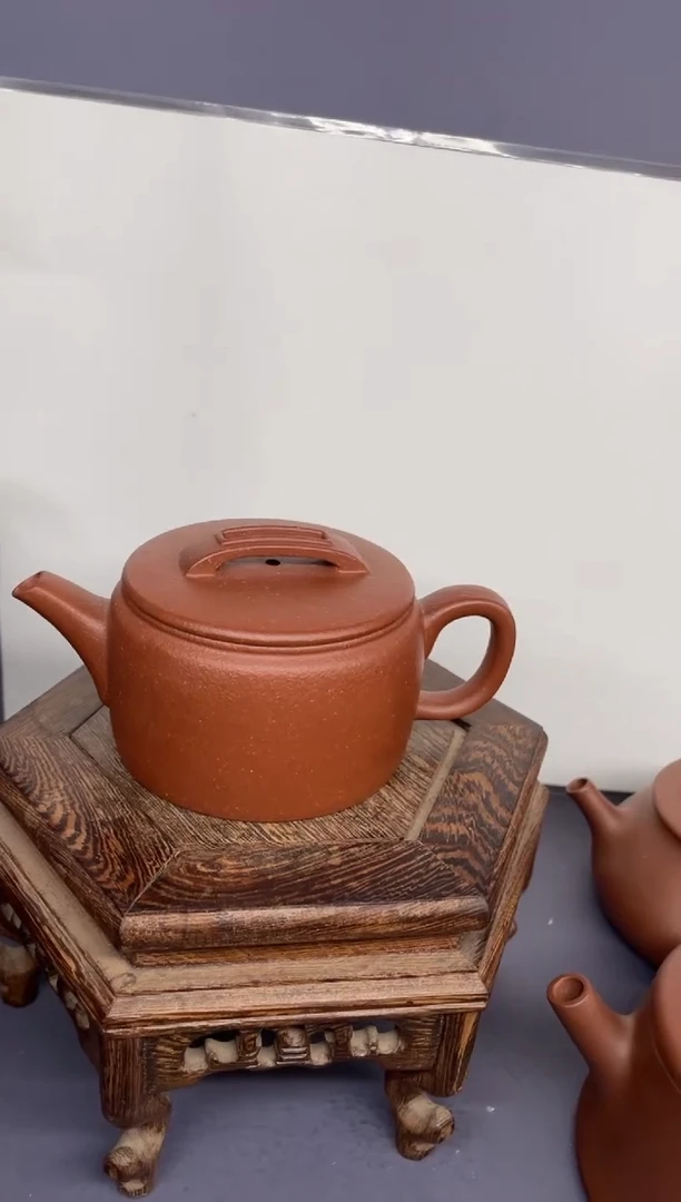茶壶紫砂红降坡 折嘴汉瓦
