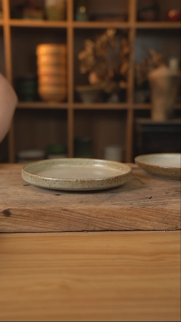 奶奶系列的8英寸平盘