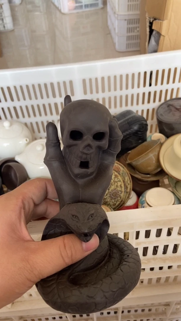 摆件摄影的产品有使用过的痕迹有点脏介意勿拍