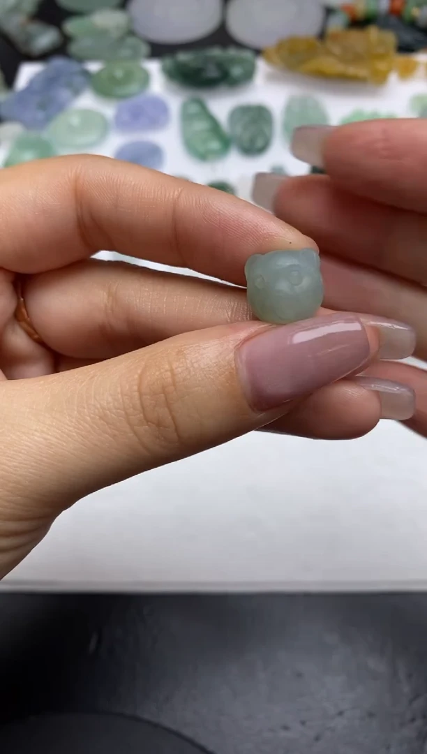 【闪购商品】定制翡翠未镶嵌翡翠毛货~