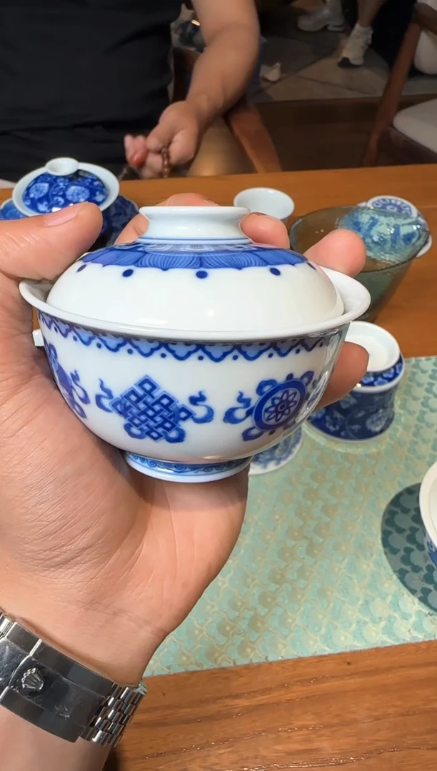 阿*妙色 青花八吉祥纹干泡盖碗