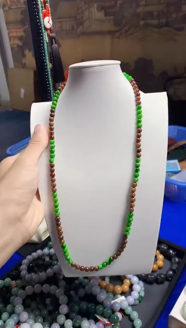 颈饰未镶嵌翡翠天然A货翡翠