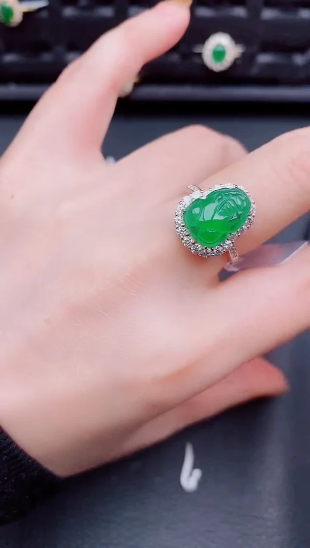 【闪购商品】翡翠戒指银S925镶嵌天然a货翡翠795