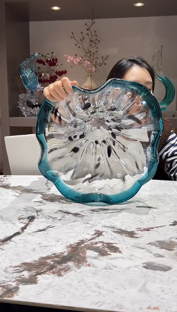 蓝色荷叶果盘 现货