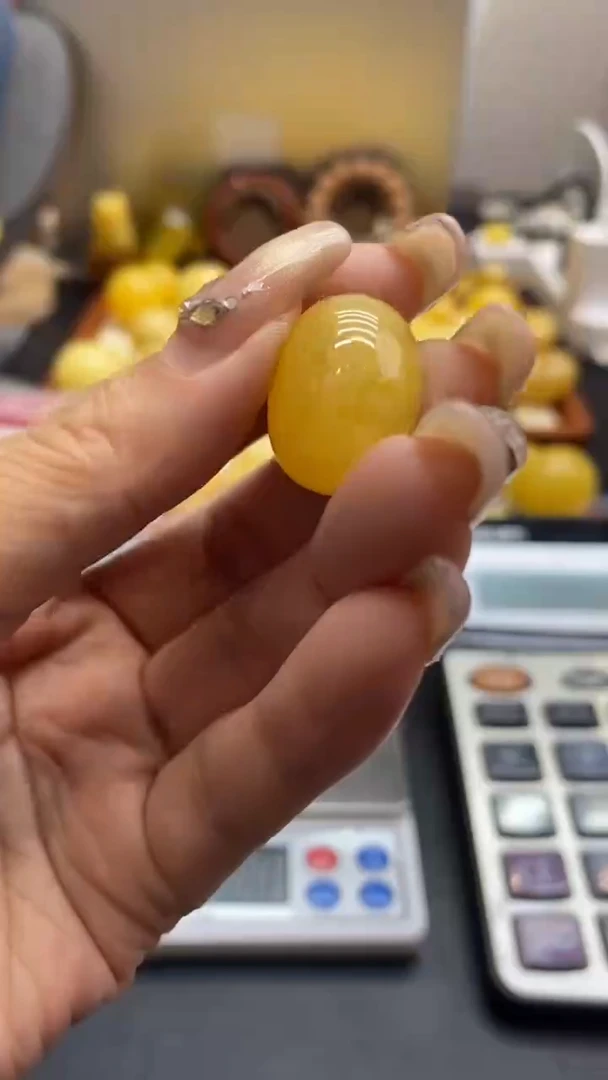 琥珀未镶嵌珠宝奇石2726