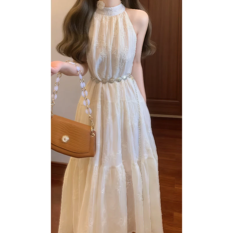 法式温柔白色蕾丝挂脖连衣裙露肩吊带裙收腰海边度假仙女长裙9269