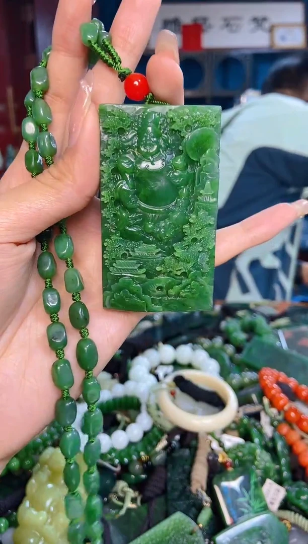 未镶嵌和田玉挂件1