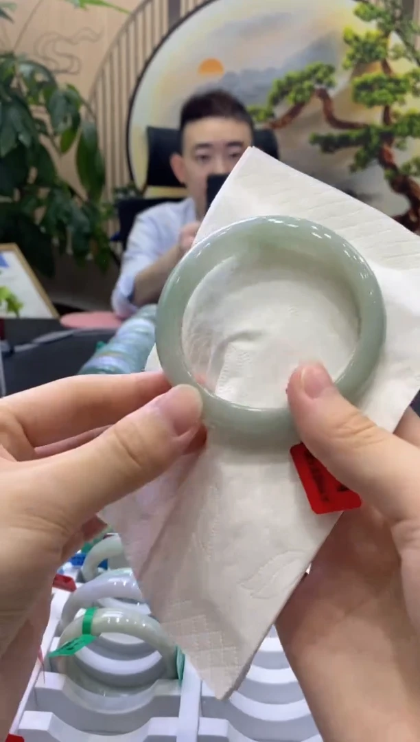 翡翠手镯未镶嵌0000000008777