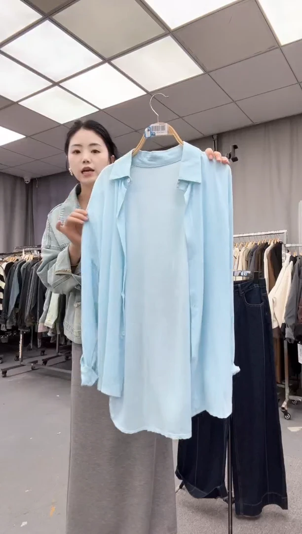 大哥家漂亮衣服漂亮颜色