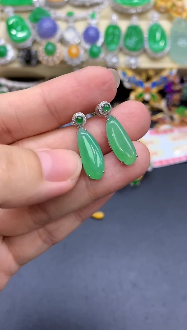 18K金镶嵌翡翠耳饰251-中国好珍宝