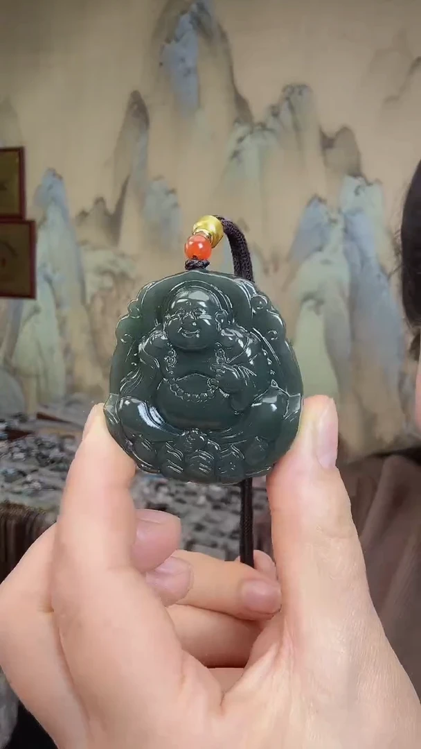 颈饰未镶嵌和田玉.