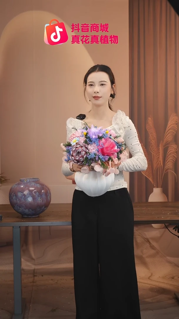 木：            花+花瓶